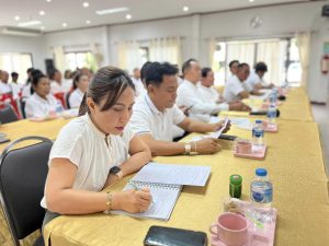 คณะทำงานศูนย์พัฒนาครอบครัวในชุมชนเทศบาลตำบลบ้านเขว้า เข้าร่วมประชุมโครงการพัฒนาศักยภาพศูนย์พัฒนาครอบครัวในชุมชนเพื่อขับเคลื่อนศูนย์ปฏิบัติการเพื่อป้องกันการกระทำความรุนแรงในครอบครัวระดับตำบล และสมัชชาครอบครัวระดับจังหวัด ประจำปี 2567 ณ โรงแรมสยามริเวอร์รีสอร์ท